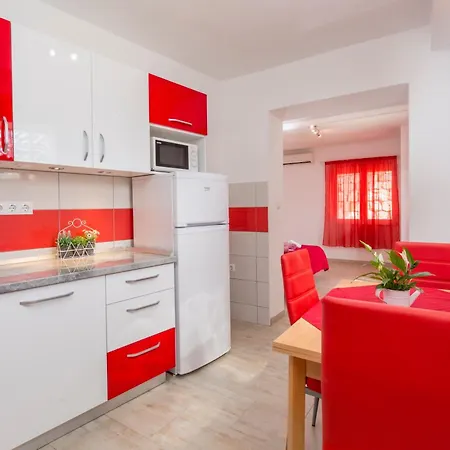 Nona 2 Apartment *